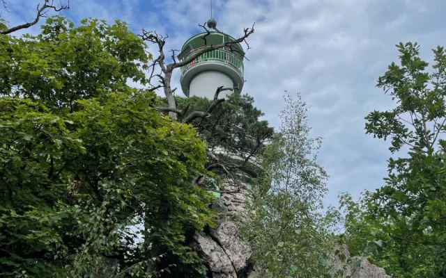 Rozhledna Babí lom je po roce opět otevřená. Očekává nápor turistů