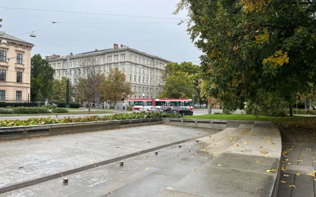 Vypusťte kašny, zahlásili v Brně o měsíc dříve. Na vině jsou drahé energie i počasí