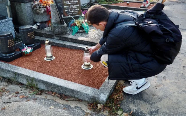 Blíží se památka zesnulých. Policie je připravena na kapsáře i sváteční řidiče v Brně