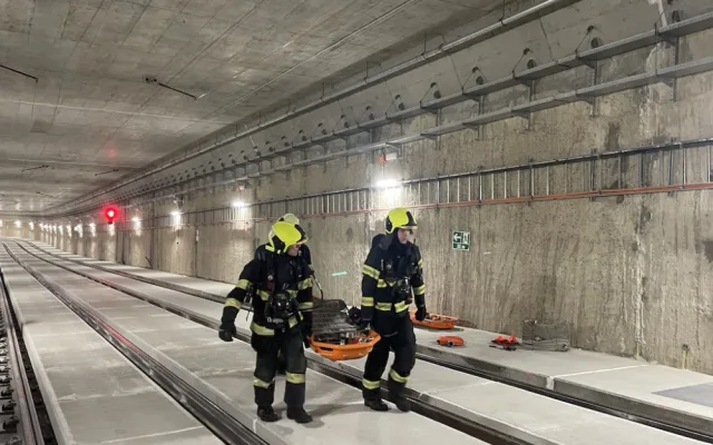 V Brně ví co dělat, když v nejdelším tramvajovém tunelu hoří šalina