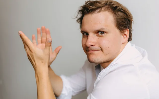 Díky klaunování se u mě začaly objevovat emoce, o kterých jsem netušil, že je mám, říká Zdravotní klaun Tomáš Žilinský