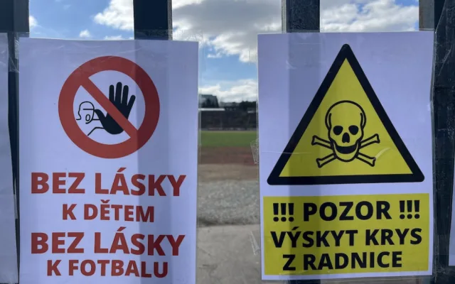 Brněnští politici zkrotili fotbalistu Švancaru. Odvrátili žalobu a budou s ním mluvit o Lužánkách