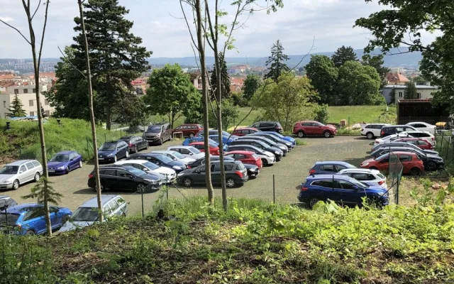 Zrušená budou parkoviště u vodojemů
