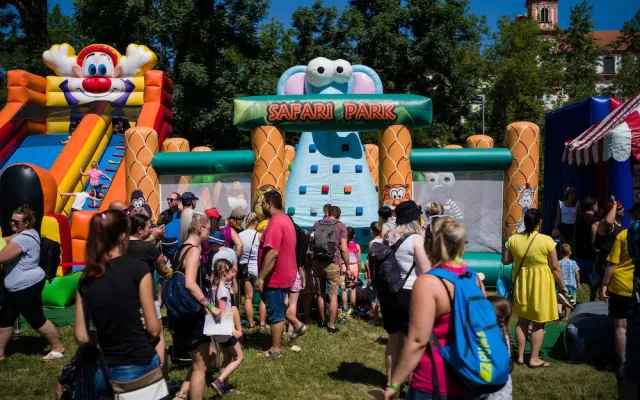 Největší rodinný festival Bezva Fest míří do Slavkova