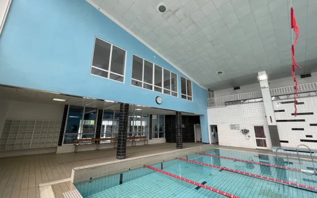 Znojmo se loučí. Končí bazén, kde vyrostli olympionici a topili se vojáci