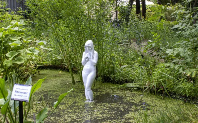 Umění ve spojení s přírodou. Botanickou zahradu oživila výstava soch