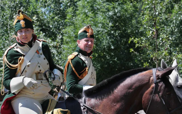 U Znojma si připomněli napoleonskou bitvu. Ve vedru se sešlo dvě stě vojáků