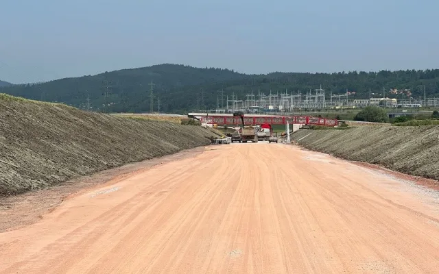 Na Brněnsku finišují s obchvatem u Čebína. Na stavbu čekají místní desítky let