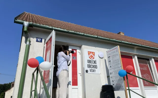 Na Blanensku si otevřeli obchod, ve kterém nejsou prodavačky a má otevřeno každý den