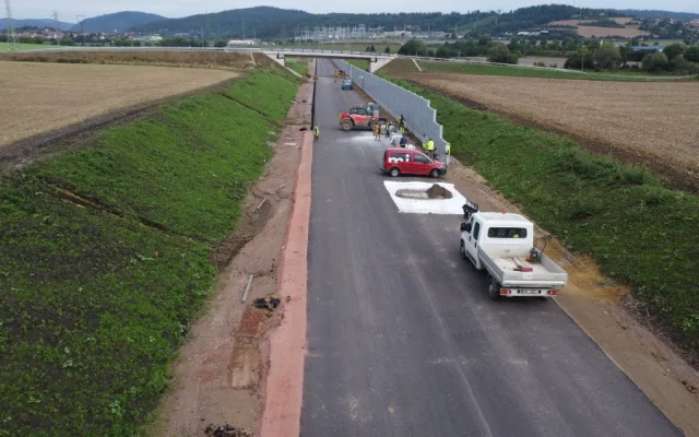 Na Brněnsku finišují se stavbou vytouženého obchvatu. Řidiči čekají na povel