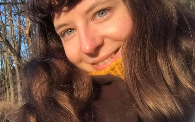 O síle lidskosti i nečekaných zážitcích. Herečka Kristýna Kučerová o tom, jaké to je být novou Zdravotní klaunkou