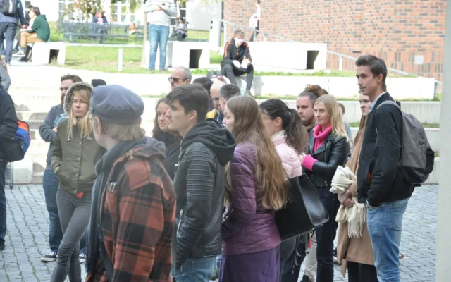 Akademici se bouří a chtějí vyšší platy. Stávku podpořily i brněnské univerzity