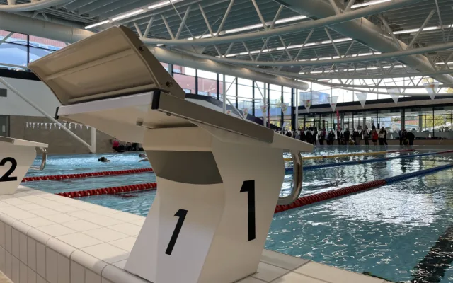 Brno vyřešilo nedostatek bazénů. Otevřelo moderní plavecký komplex