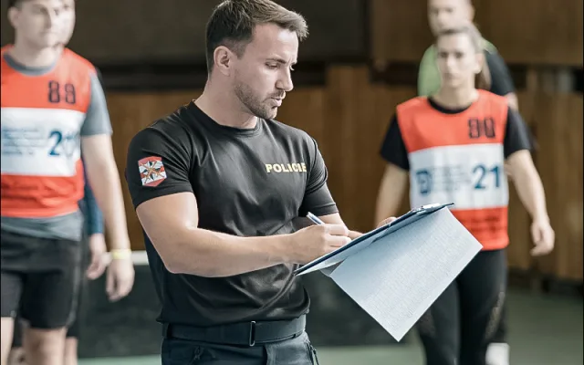 Práce je mi posláním, říká policejní instruktor střelecké přípravy a taktiky zákroků