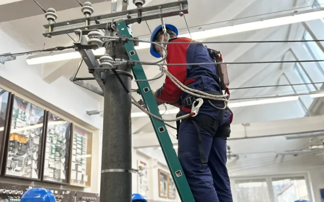 Na trhu mohou chybět elektrikáři, kteří se starají o distribuční síť. EG.D otevírá nové třídy
