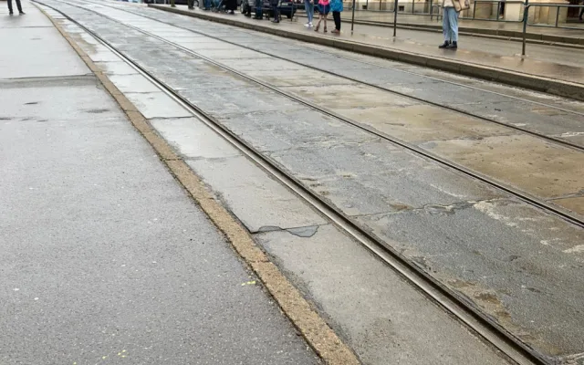 Na místě dnes není po tragédii ani památky