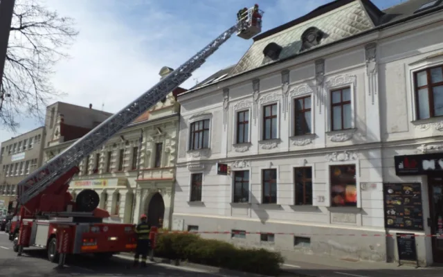 Hasiče v Brně a okolí zaměstnal silný vítr. Řešili desítky událostí