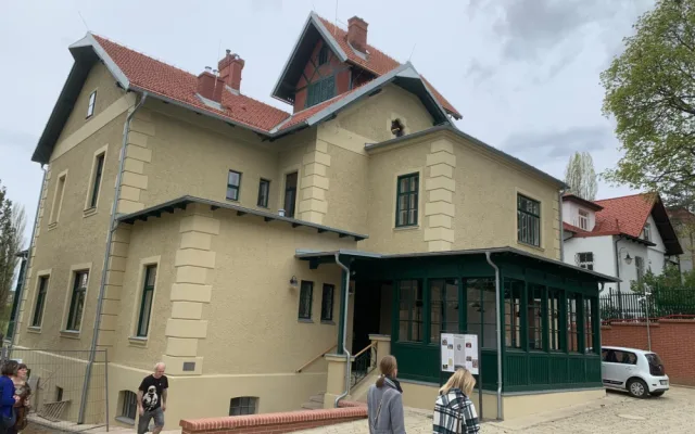 V Brně zpřístupnili Arnoldovu vilu. Opravená sousedka vily Tugendhat poslouží ke kultuře i vzdělávání