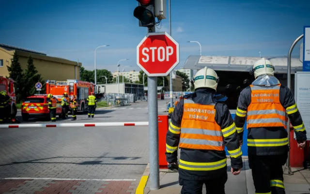 Hasiči řešili masivní únik nebezpečné látky v Brně. Šlo o cvičení