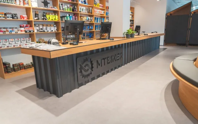 Největší slovenský cyklo e-shop MTBIKER otevřel ve Vlněně první českou prodejnu