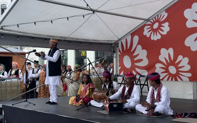 Do Brna přijely folklorní soubory z Indie i Mexika