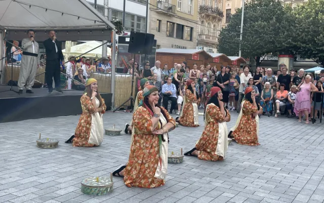 Do Brna přijely folklorní soubory z Indie i Mexika