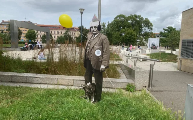 VIDEO: V Brně slaví 170 let od narození Leoše Janáčka. Věnovali mu videoklip či módní přehlídku