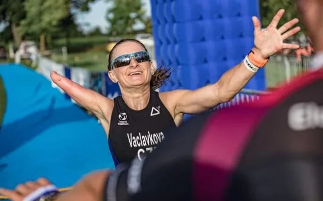 Někdo jezdí na chatu a někdo na závody, říká jednoruká sportovkyně Petra Václavková