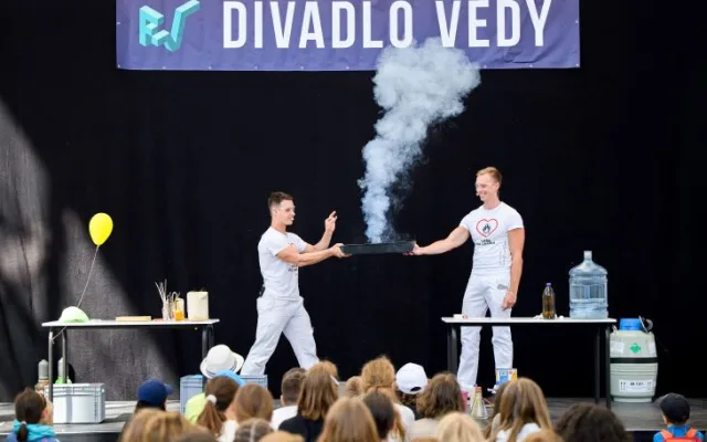 Veleúžasněbetální počtáři a glocny pálený, naštelujte ovary!