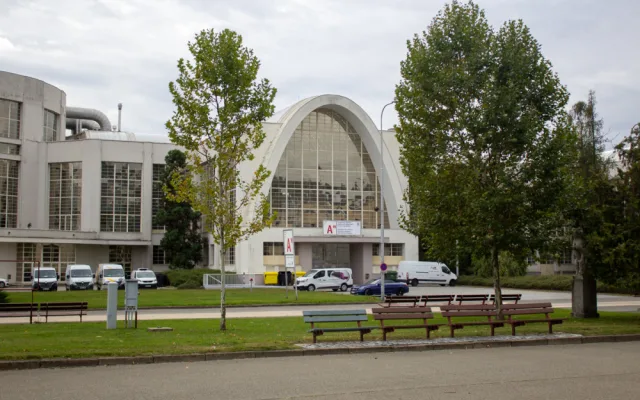 Při vzniku výstaviště se jako první začal stavět pavilon A.