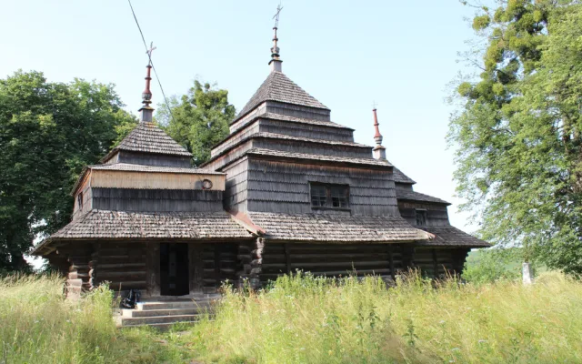 Brněnští odborníci pomáhají určit stáří dřevěných kostelů na Ukrajině