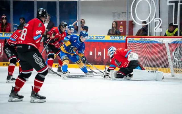Derby univerzit ovládla před vyprodaným Rondem Masarykova univerzita. Porazila VUT 4:3
