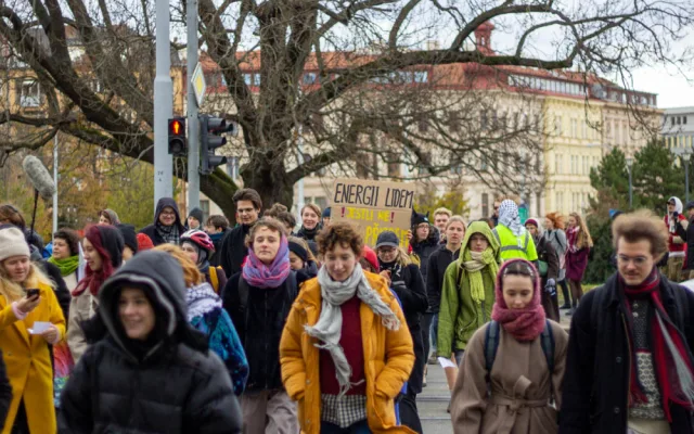 Víc lásky, míň uhlí, křičeli studenti. Pochod za klimatickou spravedlnost poukazuje na soudobé krize