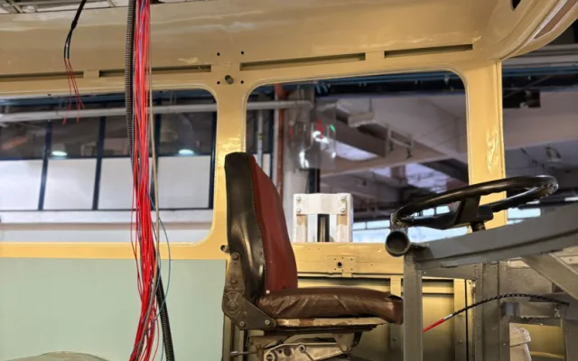 V Brně zachraňují trolejbus, který málem skončil ve šrotu na Ukrajině. Dopravce ho přidá do retro sbírky