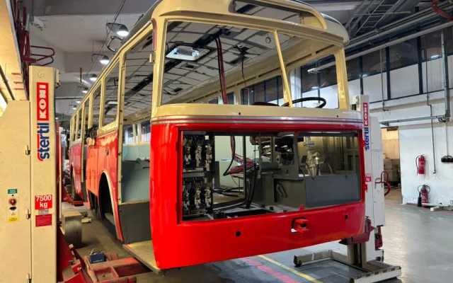 V Brně zachraňují trolejbus, který málem skončil ve šrotu na Ukrajině. Dopravce ho přidá do retro sbírky