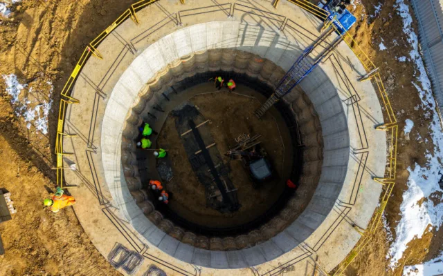 VIDEO: V brněnských Vinohradech dělníci hloubí obří štolu. Zkoumají terén pro stavění tunelu