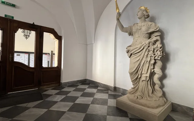Sochu alegorie Evropy na Zelňáku nahradí replika. Originál zamířil do budovy radnice
