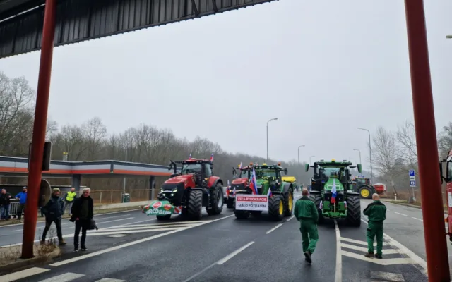 Na přechodu v Hodoníně protestovali zemědělci z Česka, Slovenska, Maďarska i Rakouska