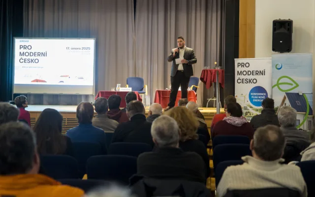 Změny v Nové zelené úsporám i výhody sdílení energií představil ministr Hladík a hosté na debatě plné energie v Boskovicích