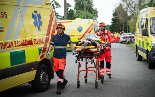 Na fakultu v Lednici vtrhl útočník. Záchranné složky tam trénovaly zásah