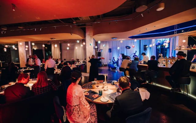 Jazzmin Bar & Dining spojuje špičkovou kuchyni, živý jazz i koktejly s charakterem