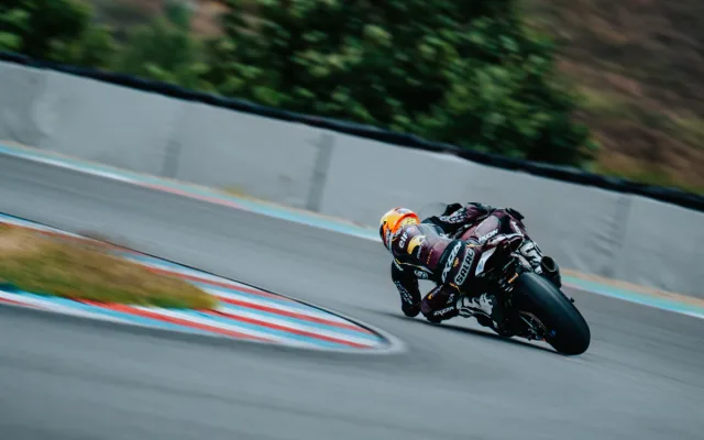 TRACKRIDERS