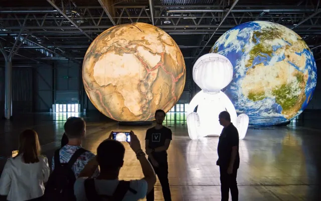 Festival planet se valí do Brna – vydejte se za ním pěškobusem