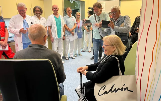 Senior z Brna prodělal infarkt, oživovali ho přes půl hodiny. Ještě nenastal čas, říká