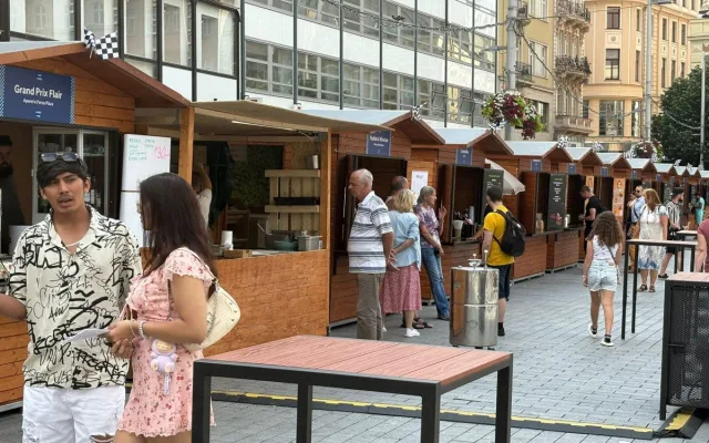 Kolik stojí pivo, klobása nebo limo? Drbna zmapovala ceny ve fanzóně MotoGP
