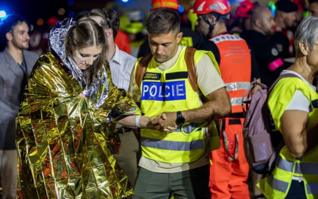 Policisté v centru Brna zasahovali proti střelci. Šlo o cvičení, uklidňují