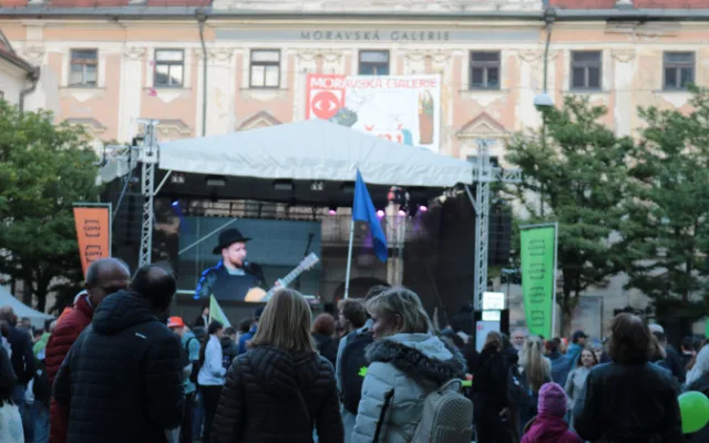 FOTO: Petr Fiala přijel tři dny před volbami do Brna na největší happening koalice