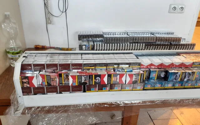 Jedeme montovat žaluzie, tvrdil cizinec pašující cigarety. Soud ho vyhostil