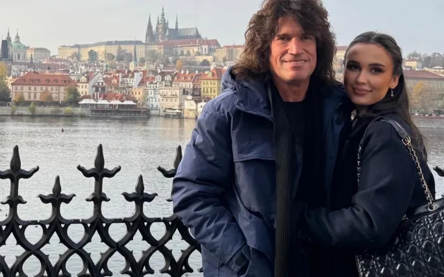 Tommy Thayer s Vivien. Foto: Facebook Tommy Thayer