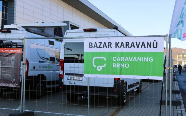 Na brněnské výstaviště se sjíždí cestovatelé, začala tam výstava karavanů